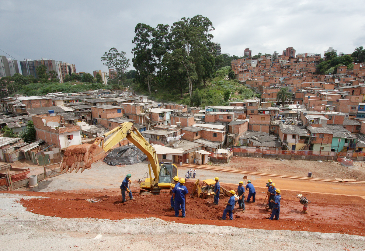 Brazil. Construction site. Cities Alliance