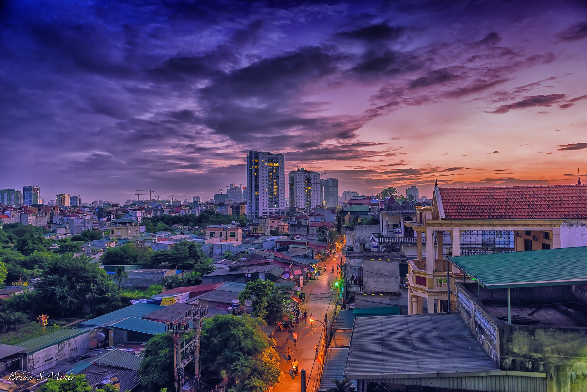 Hanoi vietnam. Столица Вьетнама. Вьетнам город Ханой. Центр Ханоя Вьетнам. Фото столицы Вьетнама Ханой.