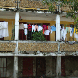Vietnam-slum.gif
