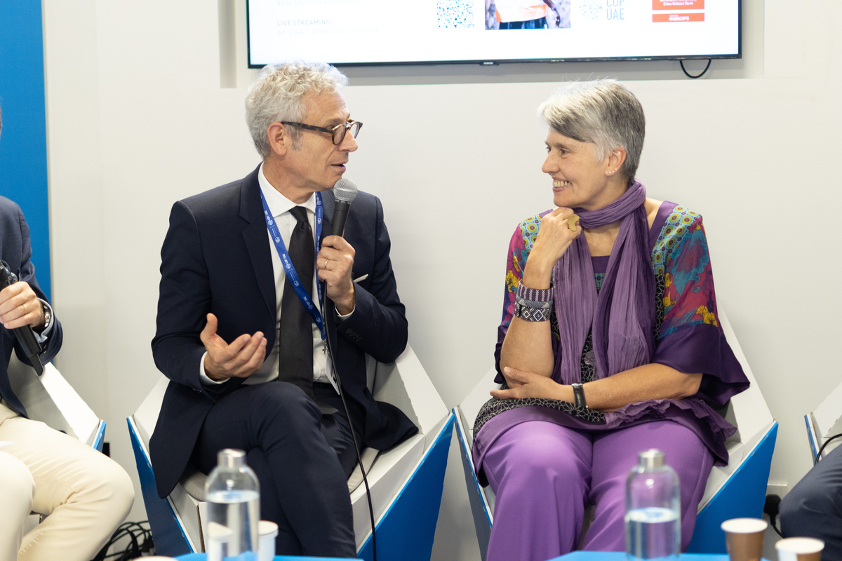 COP28 Sustainable Construction_Panelists_ Roberts and Sapoval . Photo: UNOPS