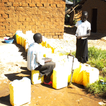 Selling_water_inMbale.png